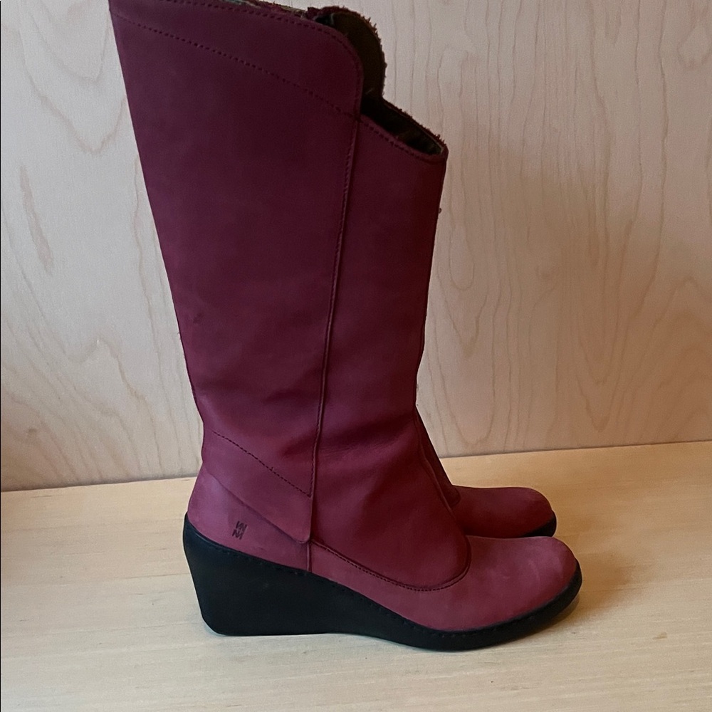 Women's El Naturalista Red Wedge Boots